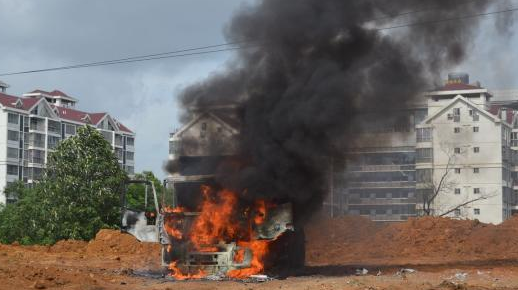 安全第一條，且看電網(wǎng)高壓警示器